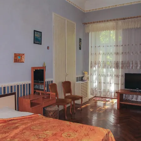 Apartment Sadovaya Historical Odesa