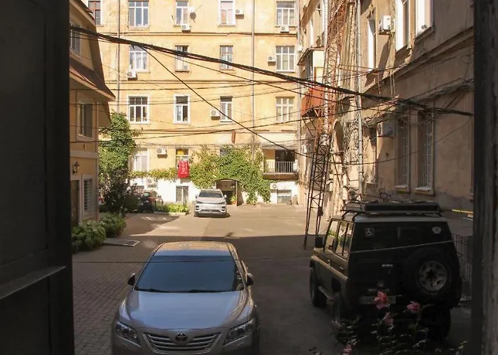 Sadovaya Historical Apartment *